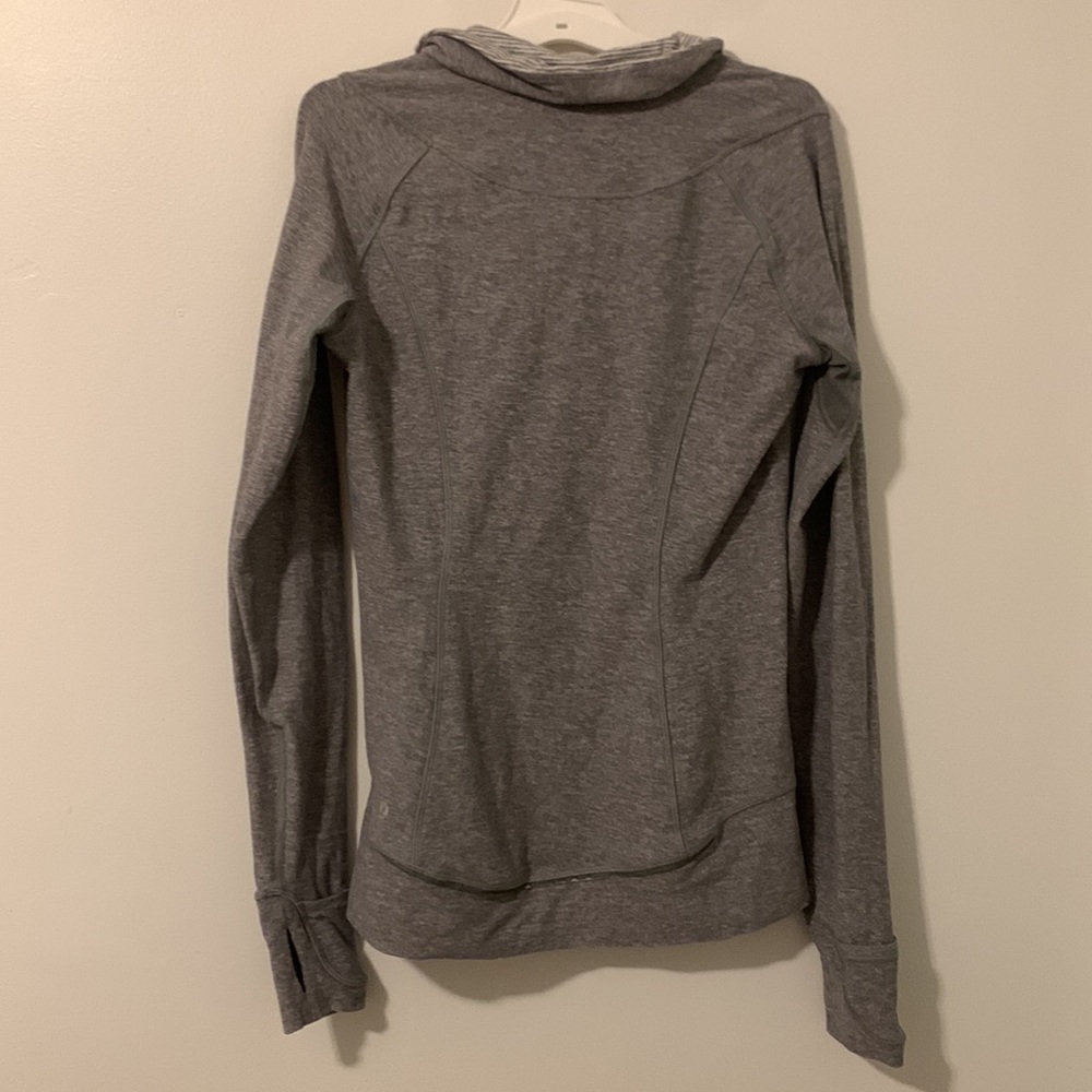 Lululemon Think Fast Pullover - Picture 7 of 10